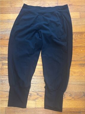 Sweaty Betty Black Athletic Jogger Pants cropped length wide waistband pockets
